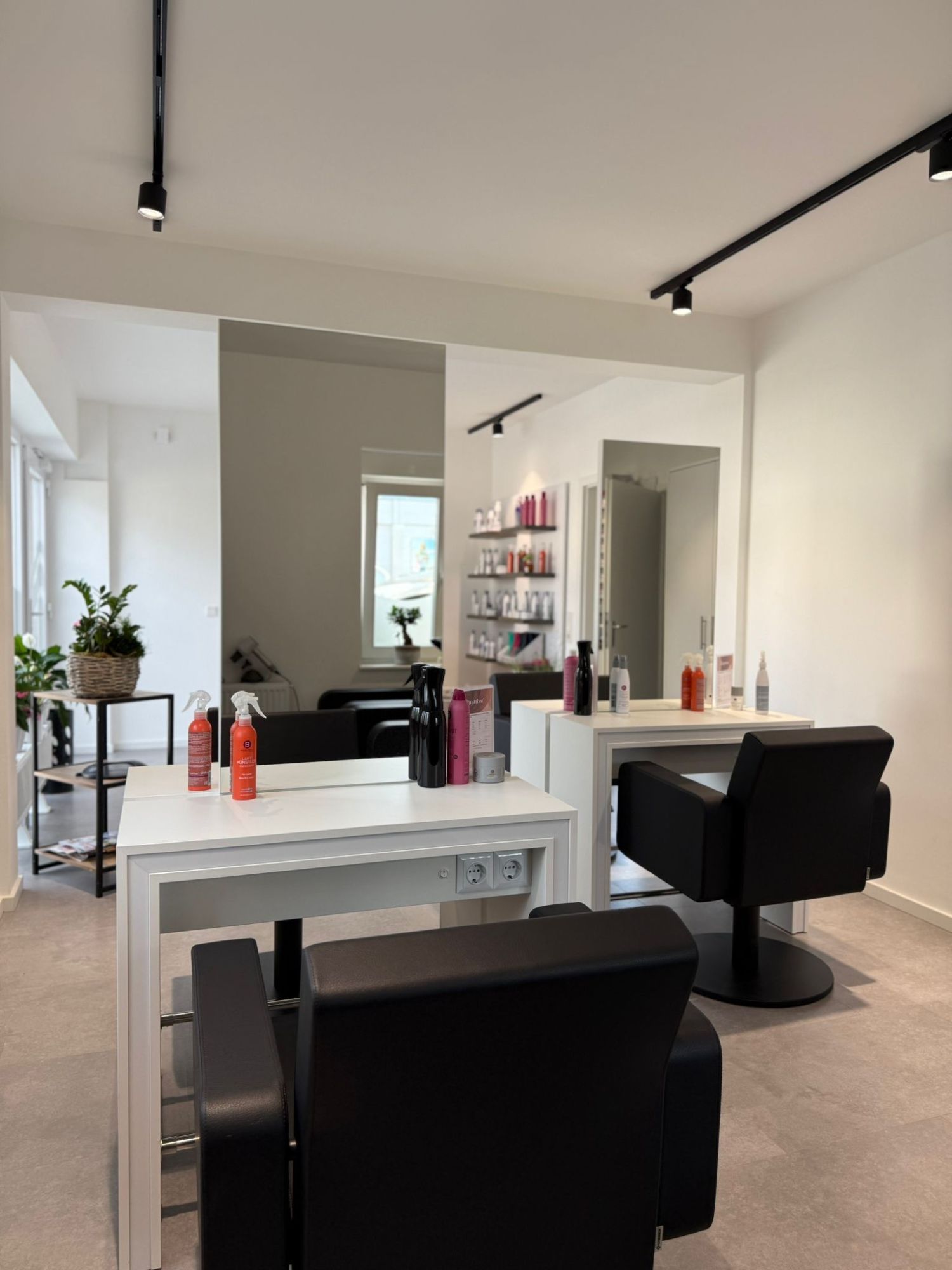 Der Salon der schnittbar von innen